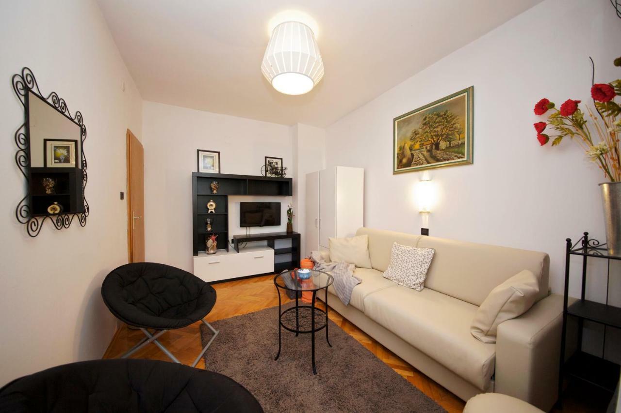Ferienwohnung Melanija 2 Rovinj Exterior foto